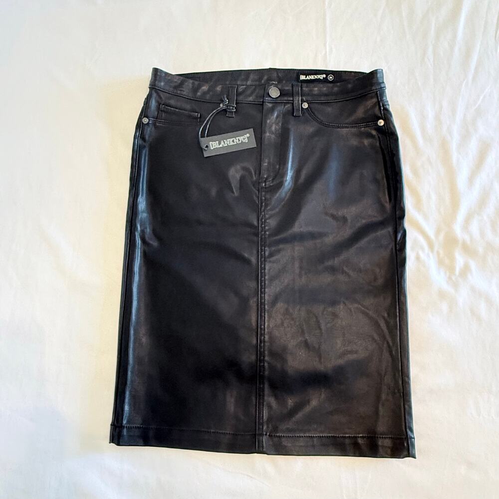 NWT Blank NYC Black Vegan Leather Midi Pencil Skirt. Size 28